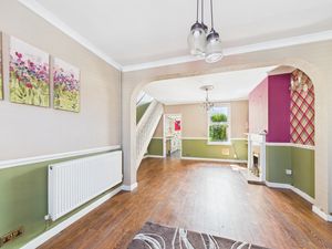 Lounge/Dining- click for photo gallery